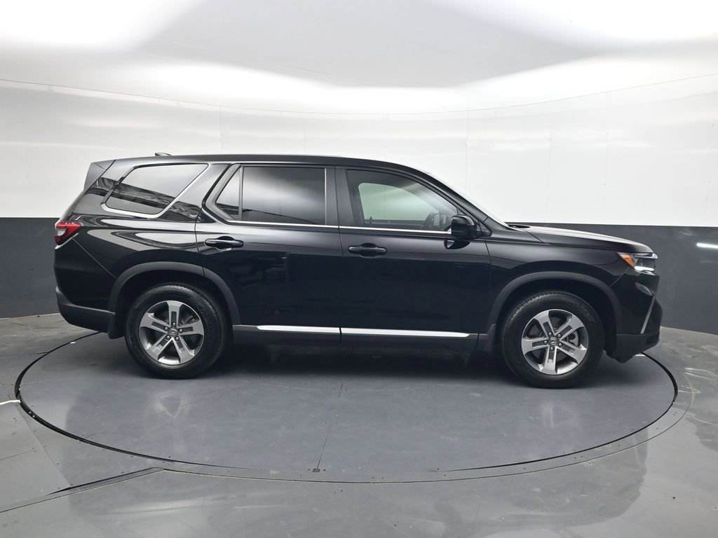 Certified 2025 Honda Pilot EX-L image 3