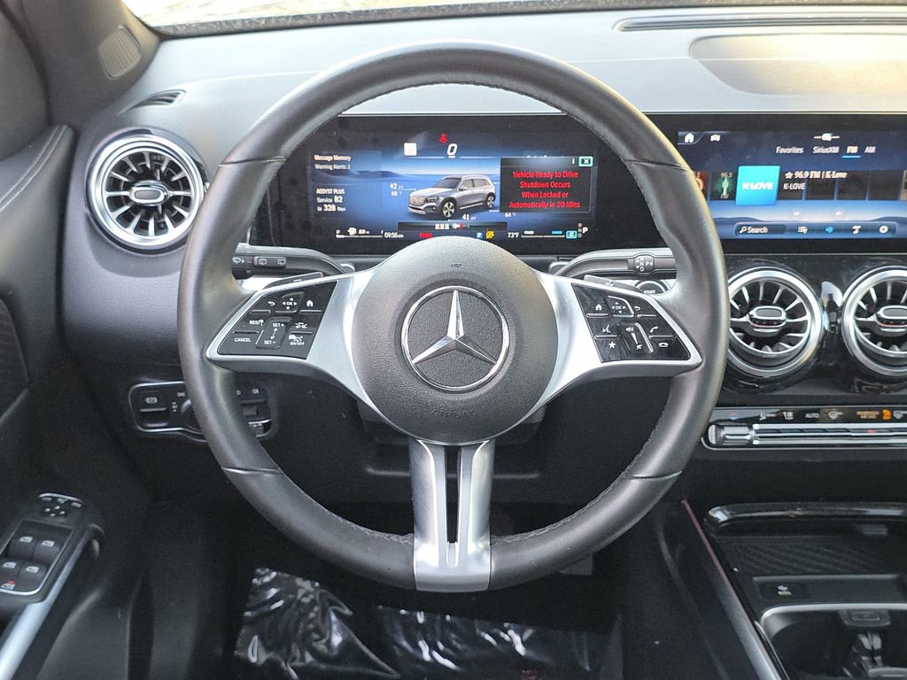 Used 2024 Mercedes-Benz GLB 250 4MATIC image 21