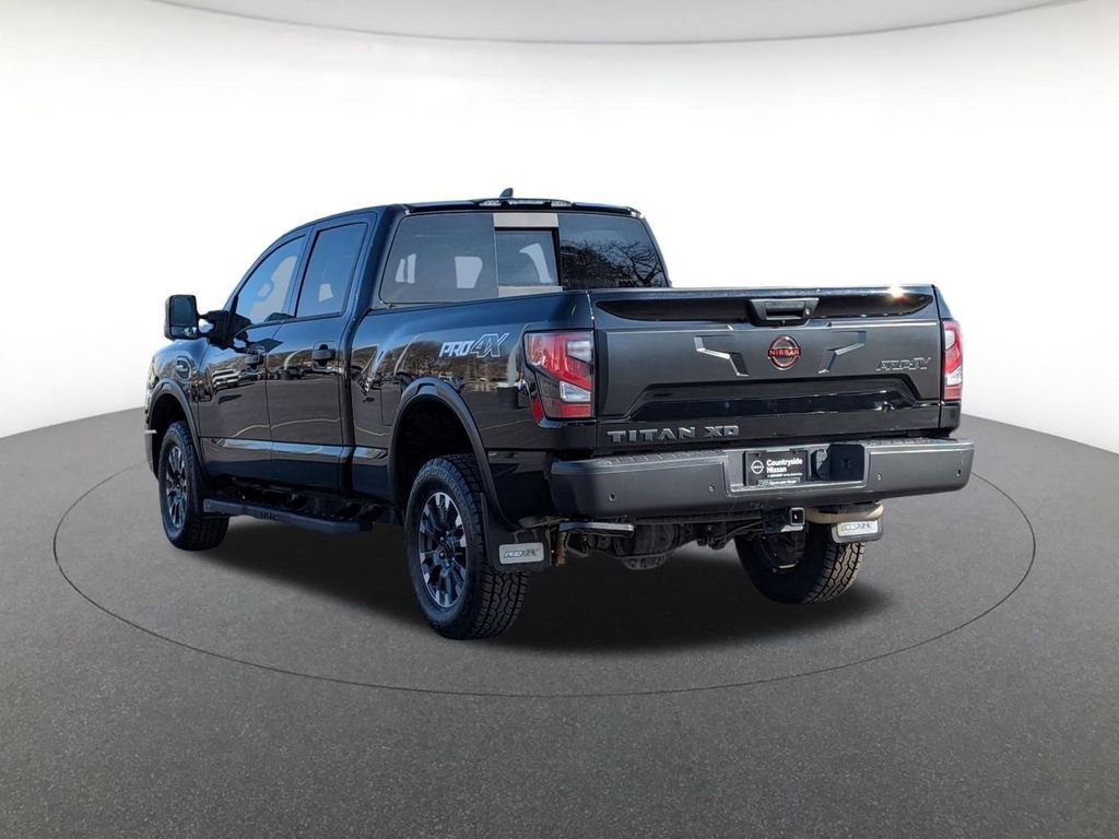 Used 2024 Nissan Titan PRO-4X w/ Pro-4x Convenience Package image 7