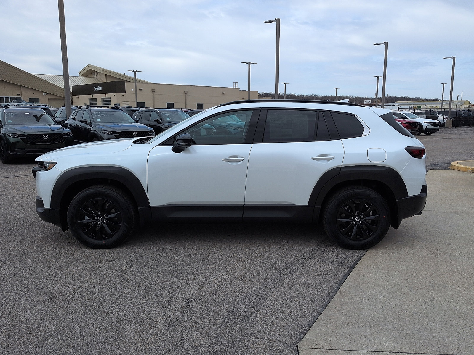 New 2026 MAZDA CX-50 AWD 2.5 Hybrid w/ Premium Pkg image 4
