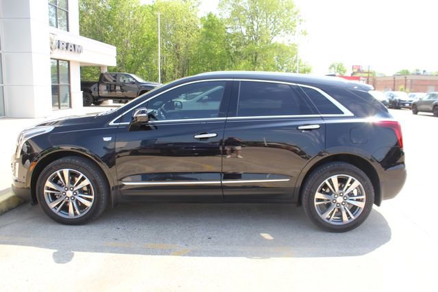 Used 2021 Cadillac XT5 Premium Luxury FWD image 2