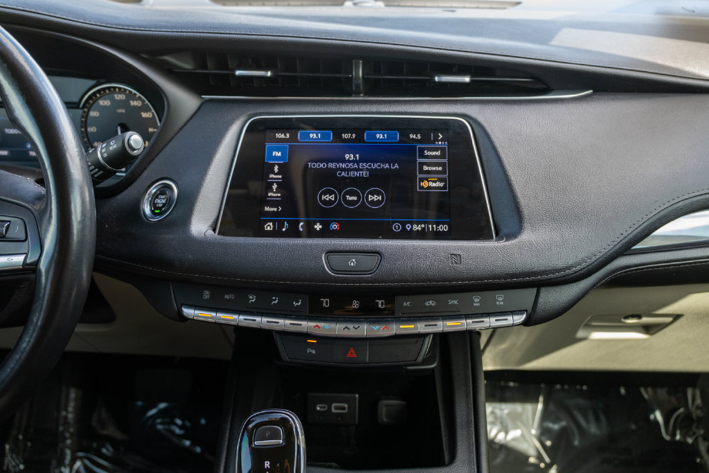 Used 2020 Cadillac XT4 Luxury FWD image 19