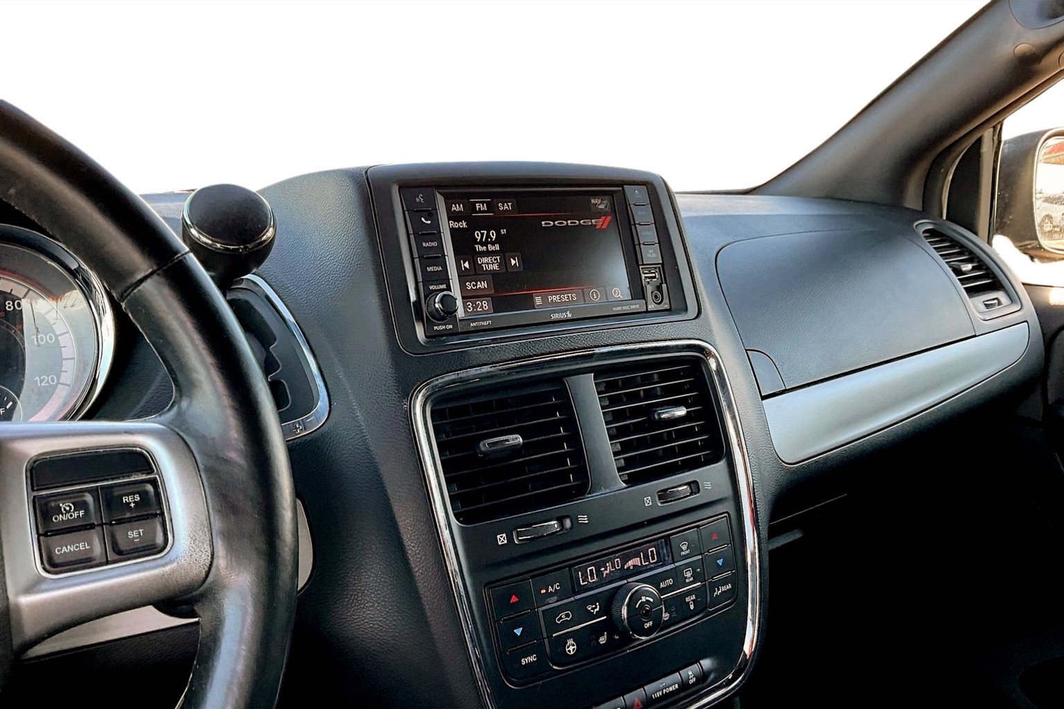 Used 2019 Dodge Grand Caravan GT image 6