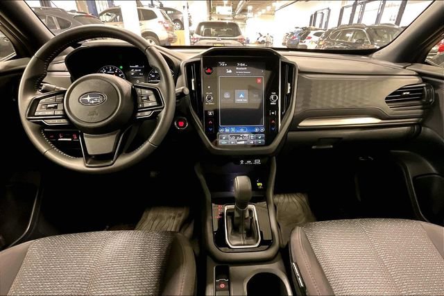 Used 2025 Subaru Forester Premium AWD/4WD image 15