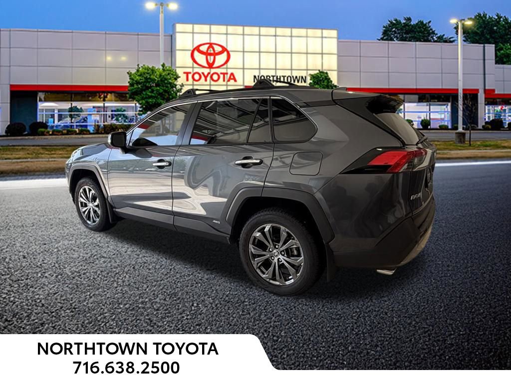 Used 2024 Toyota RAV4 Limited w/ Advanced Technology Package AWD/4WD image 3