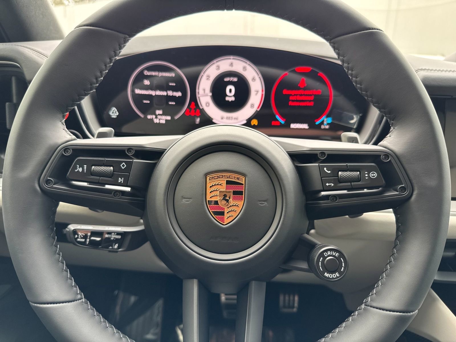New 2026 Porsche Cayenne GTS image 28