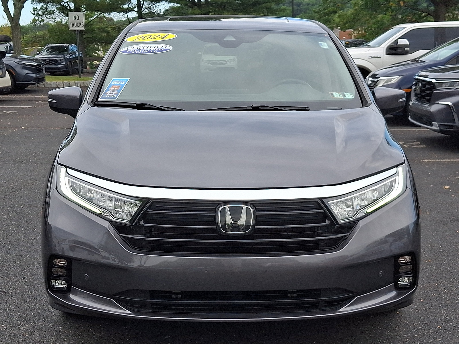 Certified 2024 Honda Odyssey Touring image 2