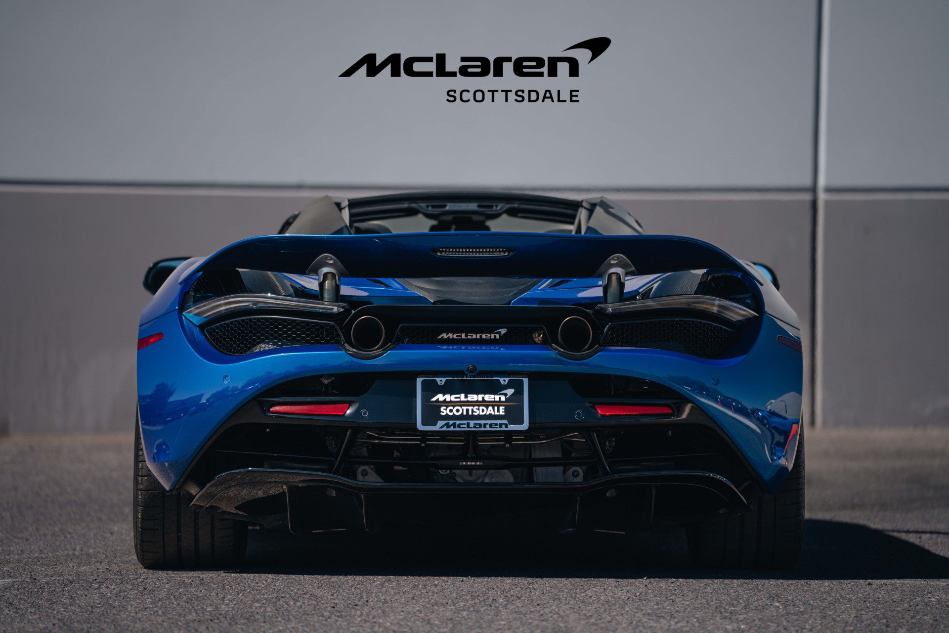 Used 2022 McLaren 720S Luxury RWD image 6