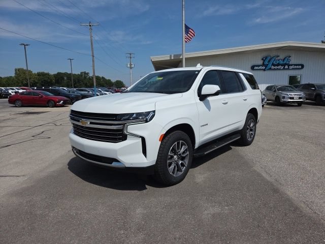 Used 2023 Chevrolet Tahoe LT w/ Luxury Package AWD/4WD image 2