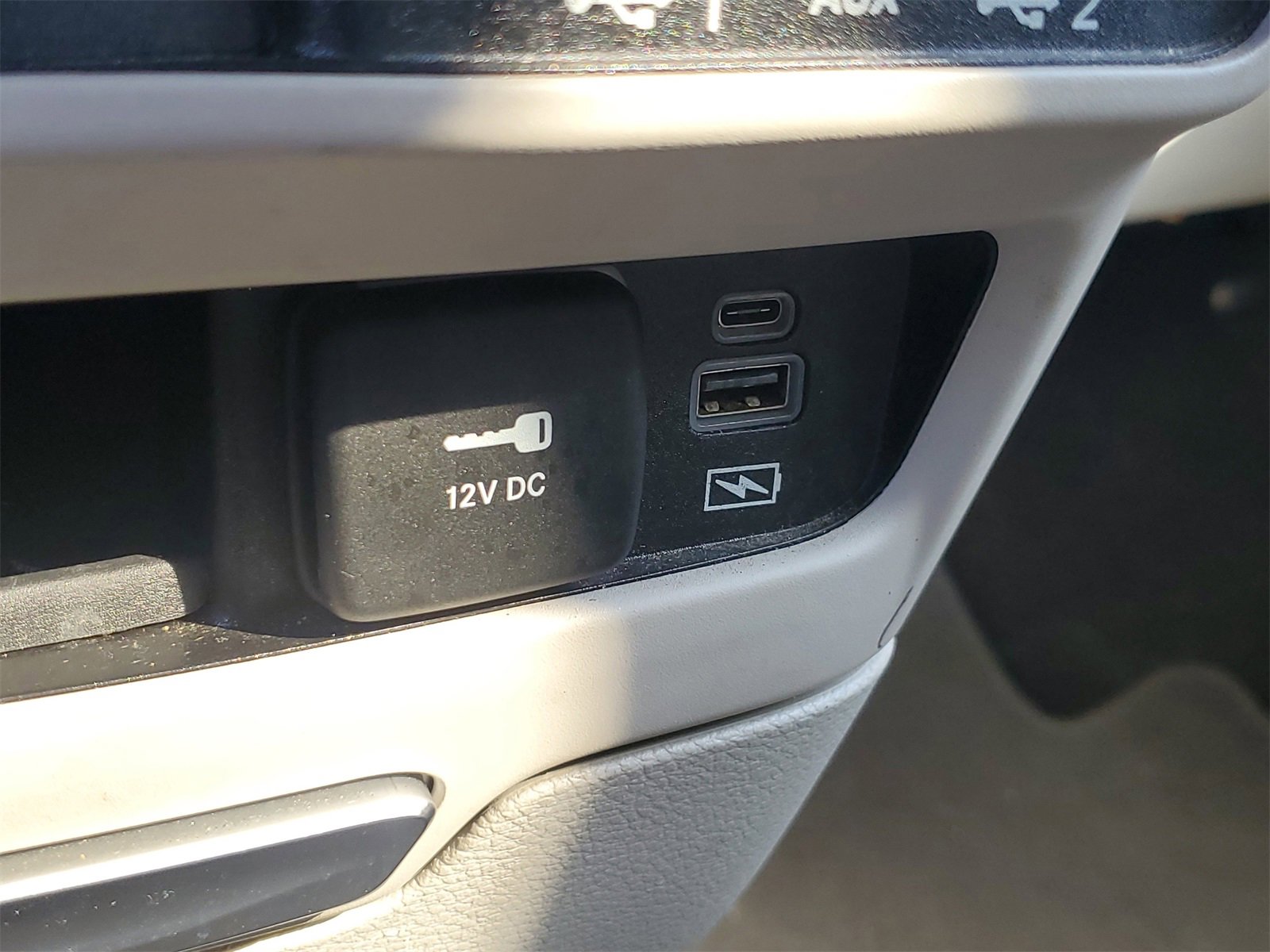 Used 2022 Chrysler Pacifica Touring-L image 26