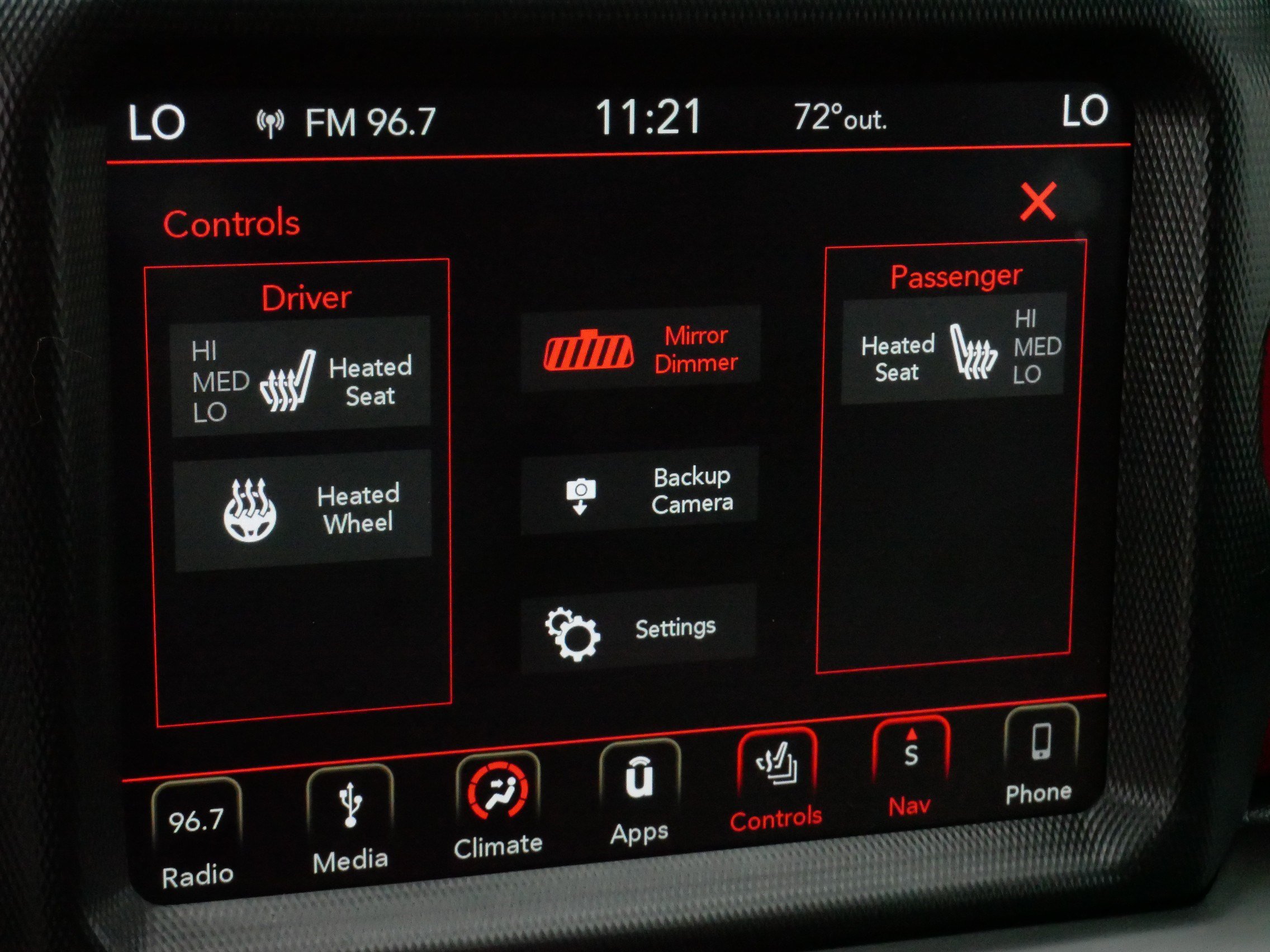 Used 2018 Jeep Wrangler Unlimited Rubicon w/ Dual Top Group AWD/4WD image 29