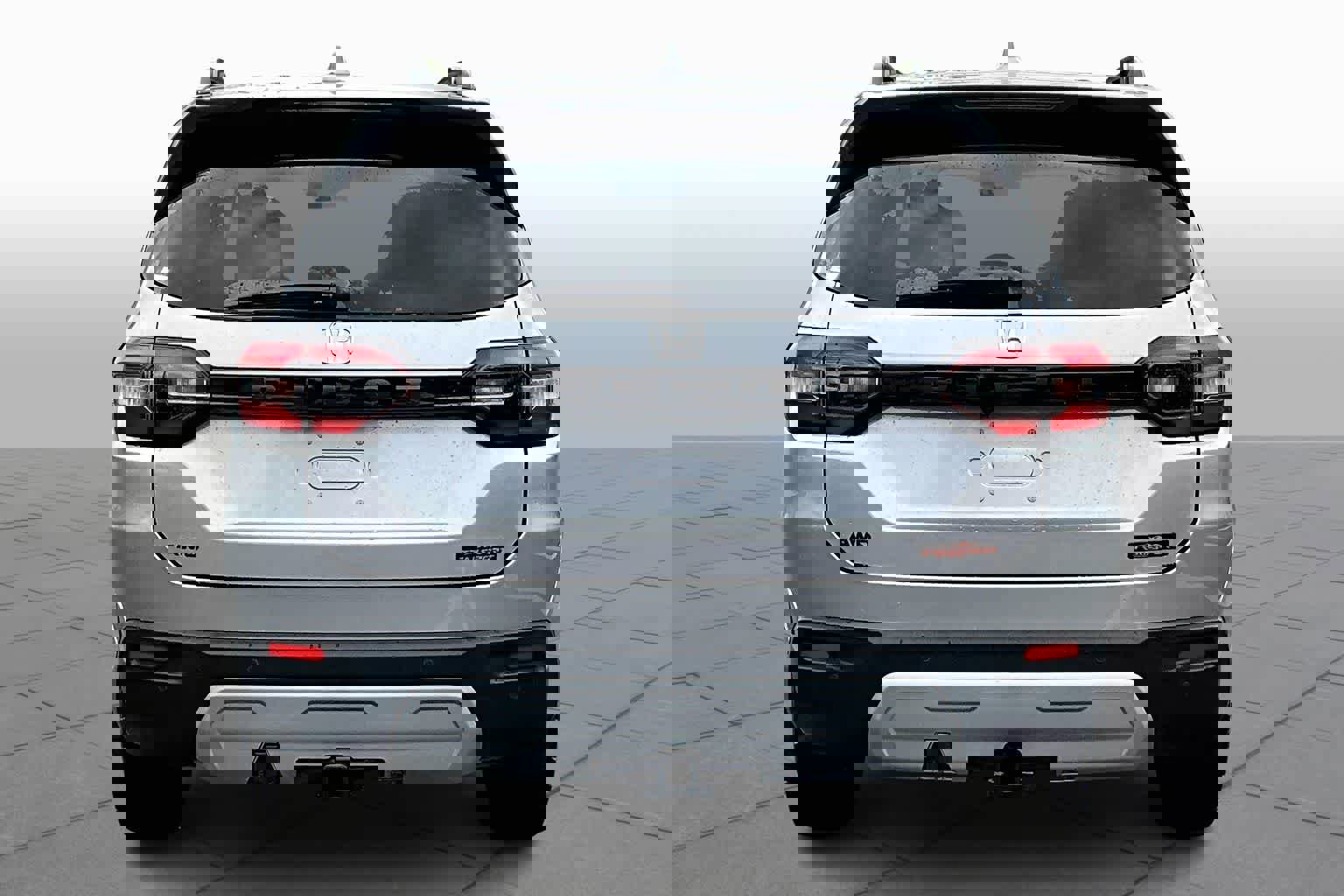 New 2025 Honda Pilot TrailSport image 4