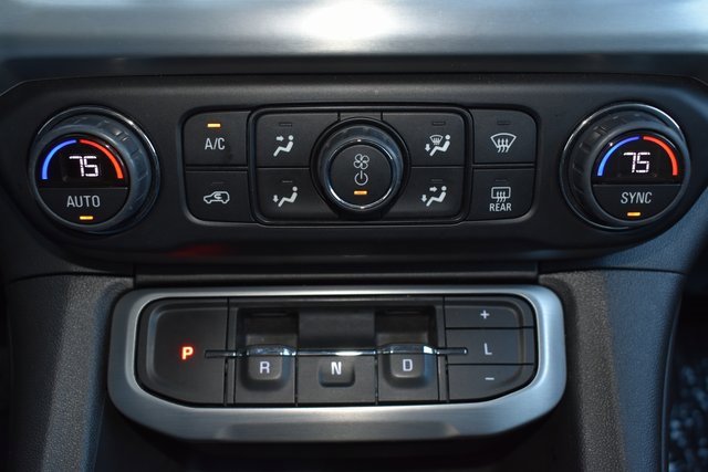 Used 2023 GMC Acadia SLT image 29