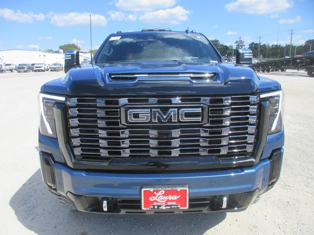 New 2026 GMC Sierra 2500 Denali Ultimate AWD/4WD image 11