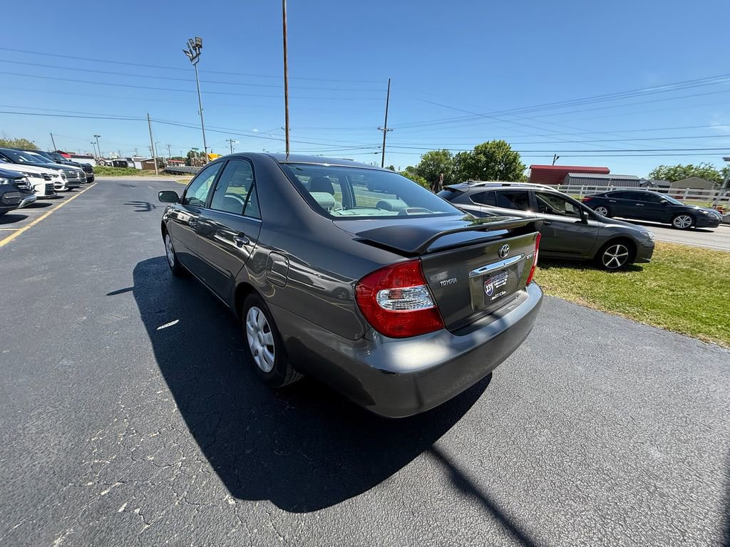 Used 2004 Toyota Camry LE FWD image 5