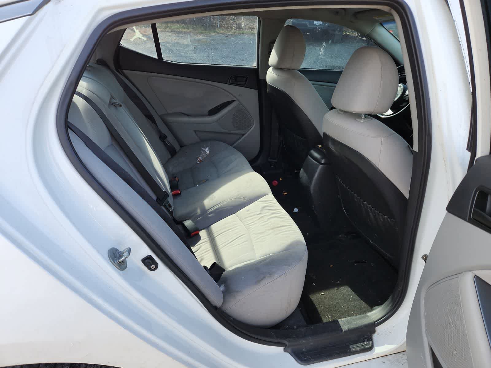 Used 2015 Kia Optima LX FWD image 23