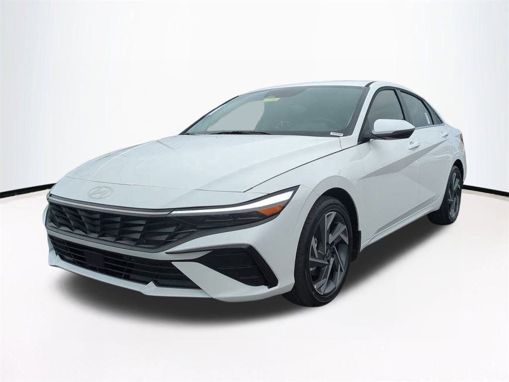New 2026 Hyundai Elantra Limited image 9