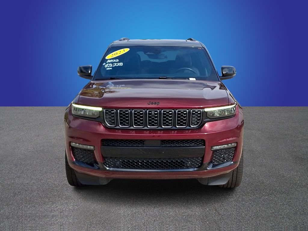 Used 2023 Jeep Grand Cherokee L Summit w/ High Altitude Package AWD/4WD image 2