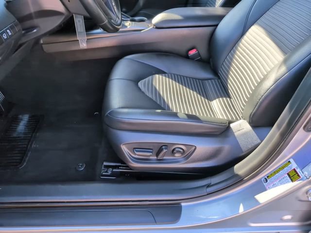 Used 2022 Toyota Camry SE image 14
