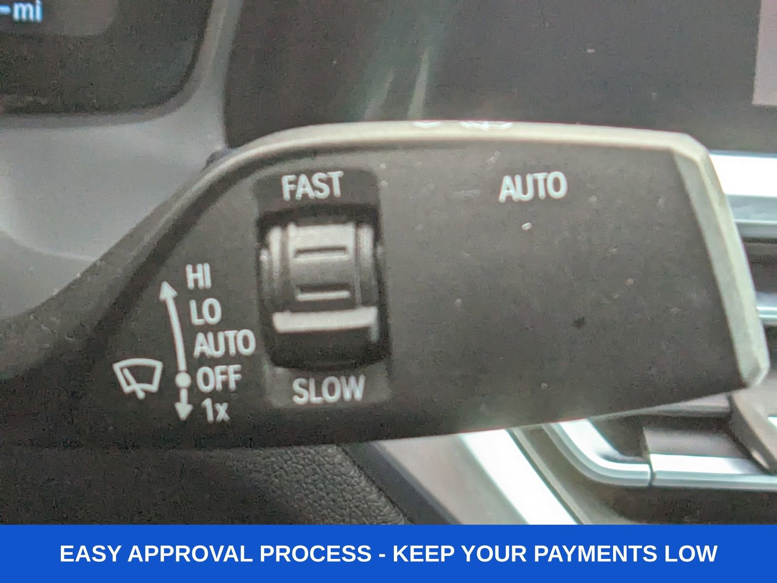 Used 2021 BMW 330e w/ Convenience Package image 39