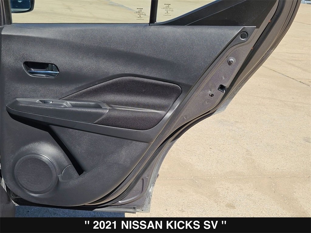 Used 2021 Nissan Kicks SV image 43