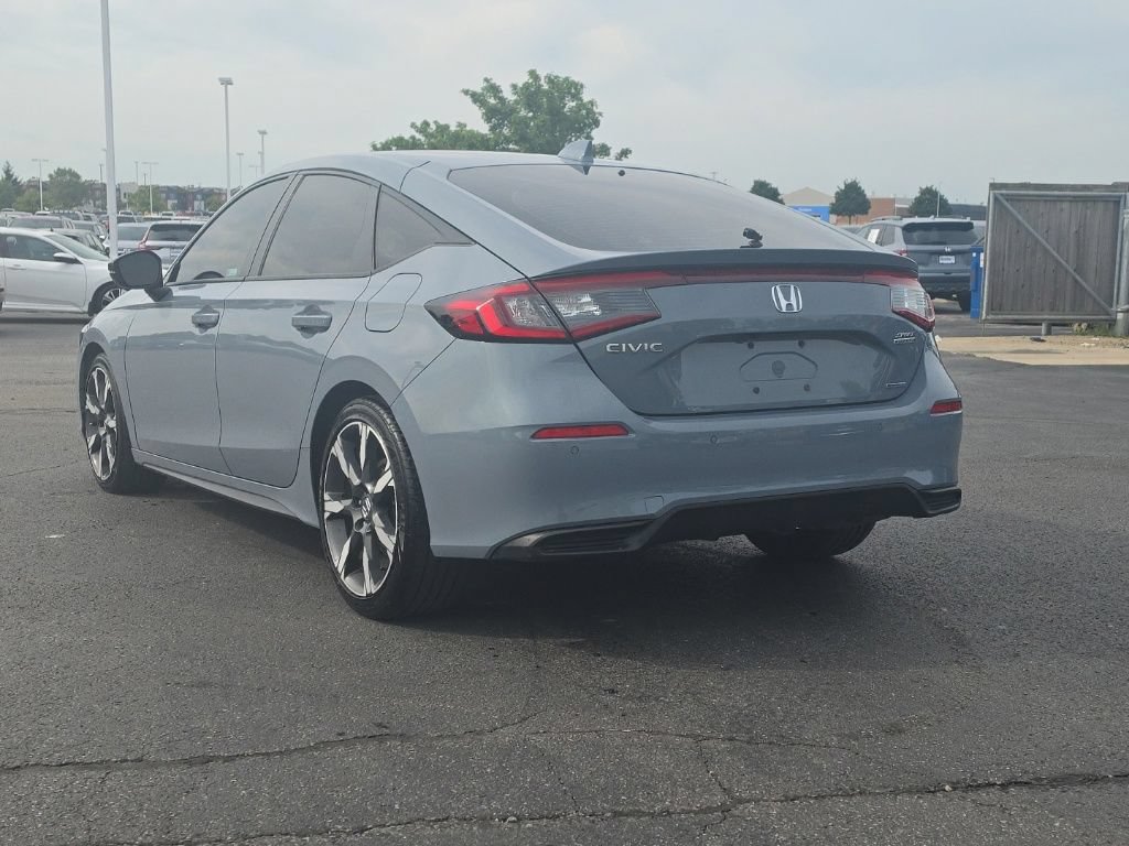 Used 2025 Honda Civic Sport Touring image 3