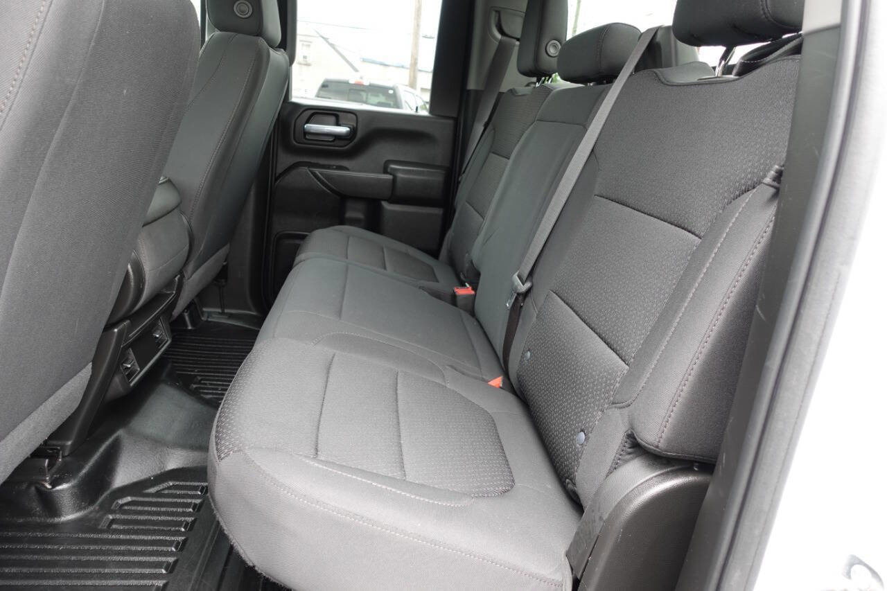 Used 2023 GMC Sierra 2500 Pro w/ Convenience Package AWD/4WD image 22