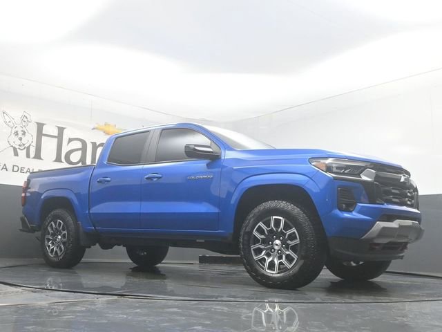 Used 2024 Chevrolet Colorado Z71 w/ Z71 Convenience Package 2 AWD/4WD image 2