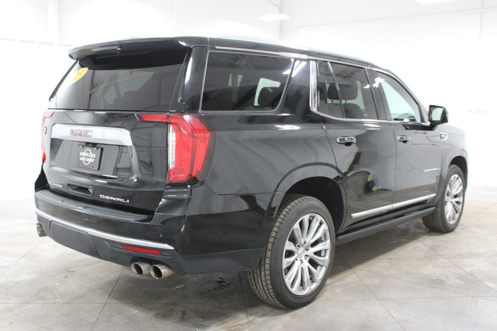 Used 2023 GMC Yukon Denali w/ Max Trailering Package image 9