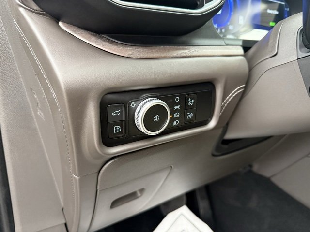 Certified 2023 Ford Explorer Platinum w/ Technology Package image 21