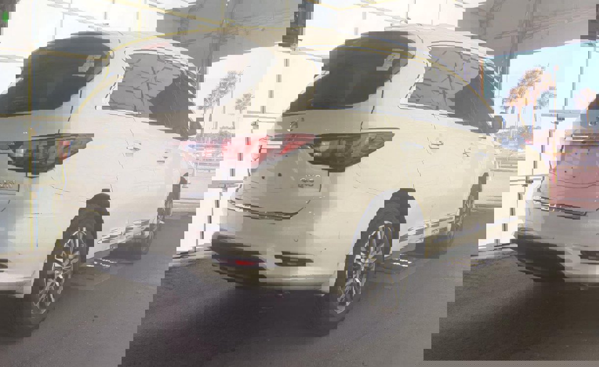 Used 2019 INFINITI QX60 Luxe w/ Essential Package FWD image 9