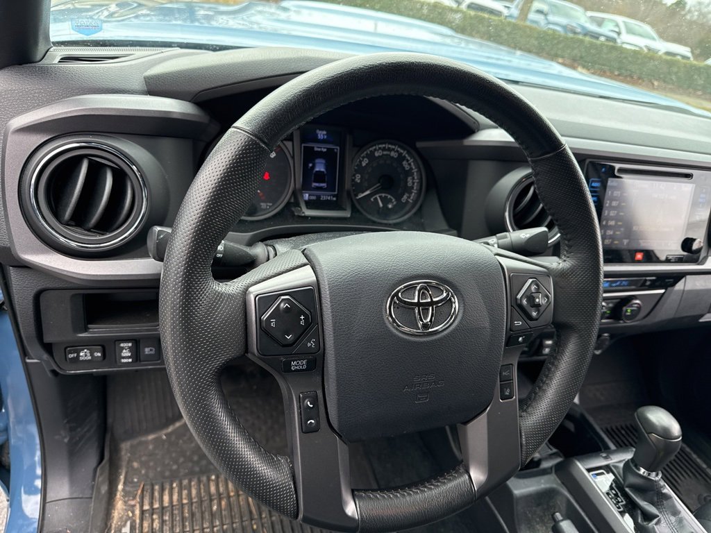 Used 2019 Toyota Tacoma TRD Sport image 7