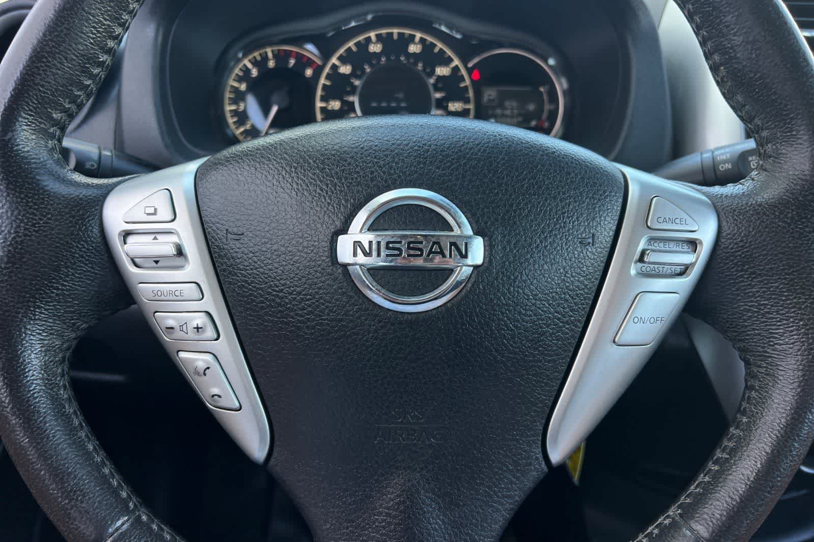 Used 2015 Nissan Versa Note SV FWD image 25