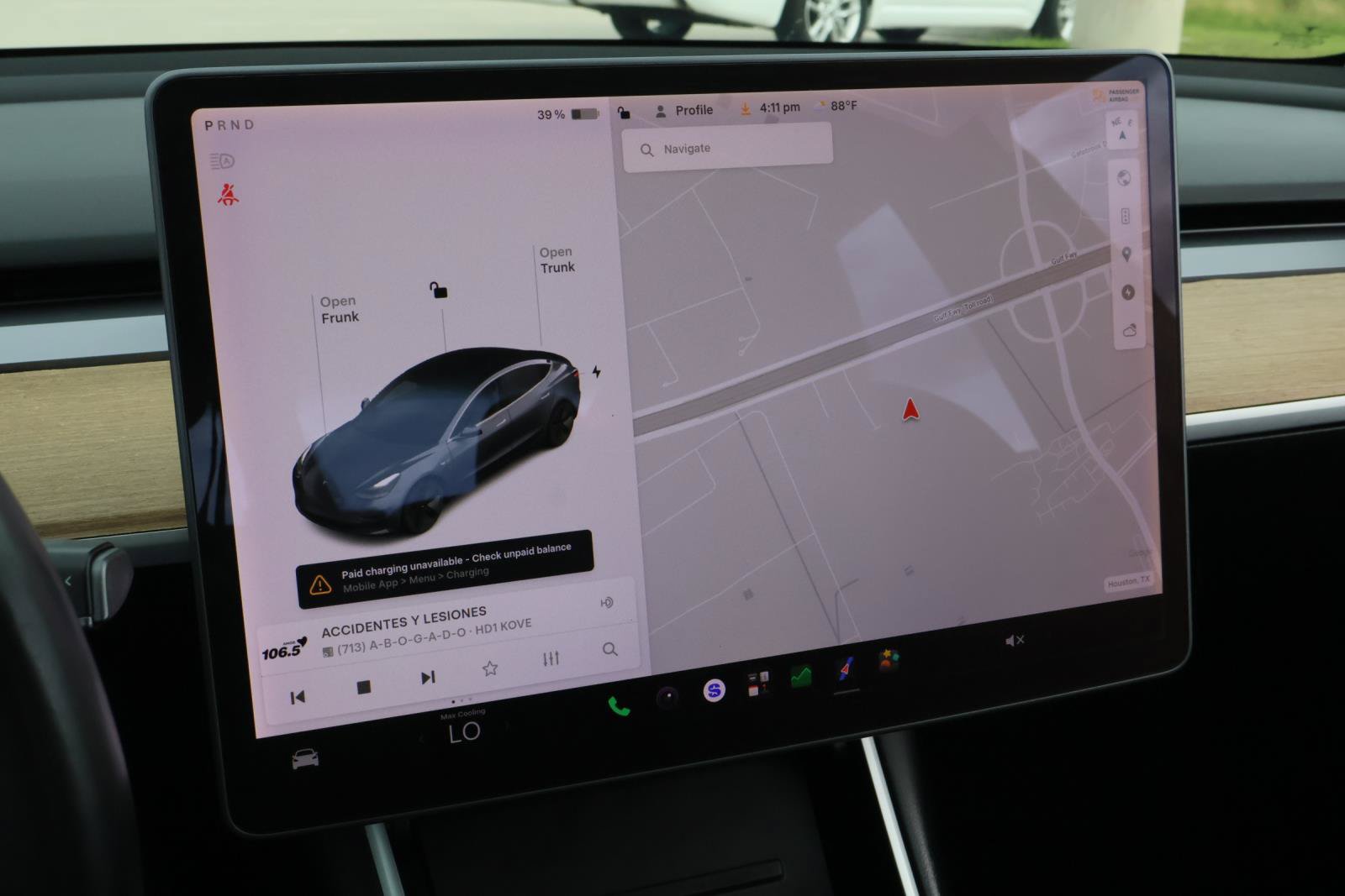 Used 2018 Tesla Model 3 Long Range RWD image 19