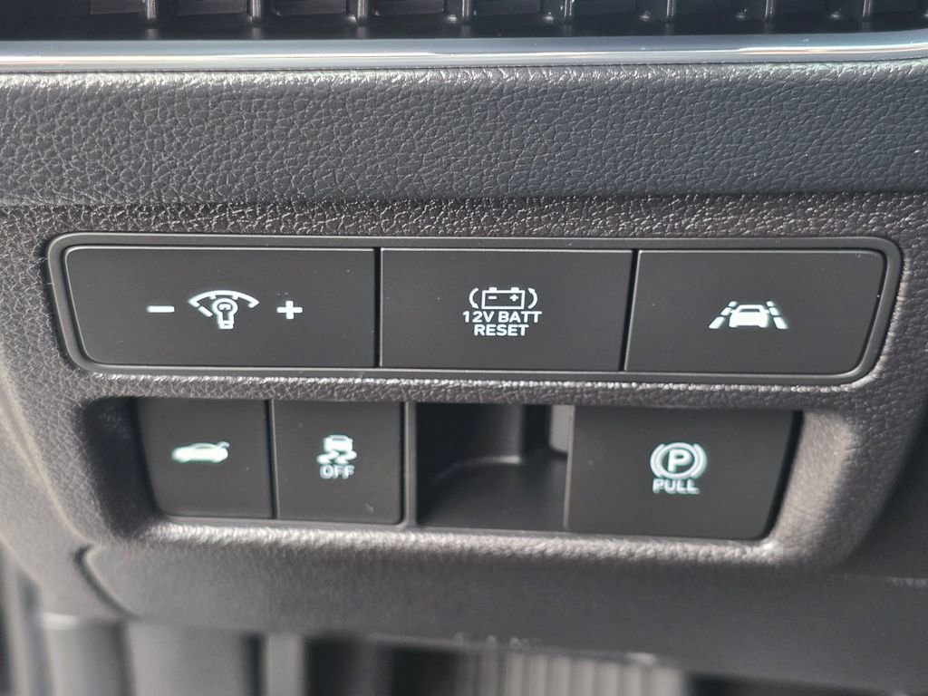 Used 2023 Hyundai Sonata Limited w/ Cargo Package image 19
