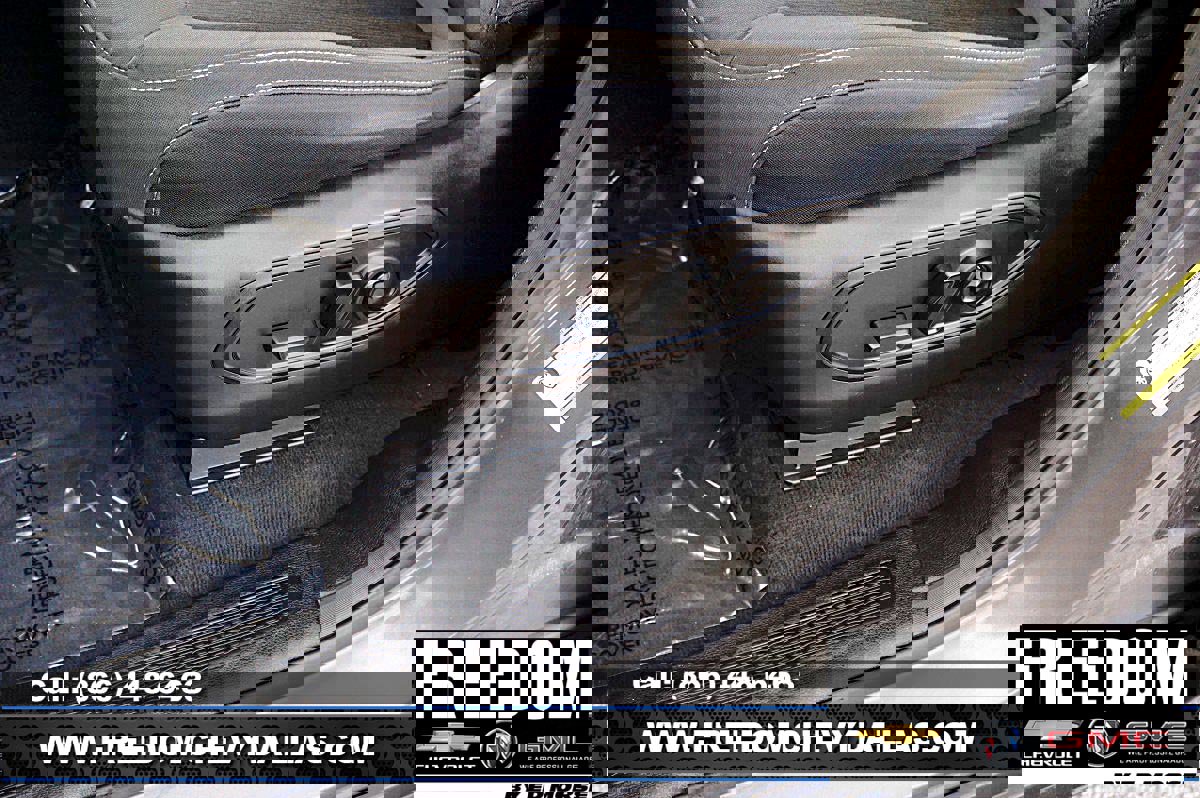 Used 2023 Jeep Grand Cherokee L Laredo image 29