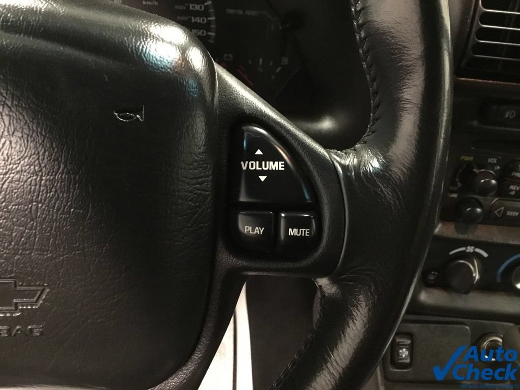 Used 2000 Chevrolet Camaro Z28 w/ Sport Appearance Pkg RWD image 46