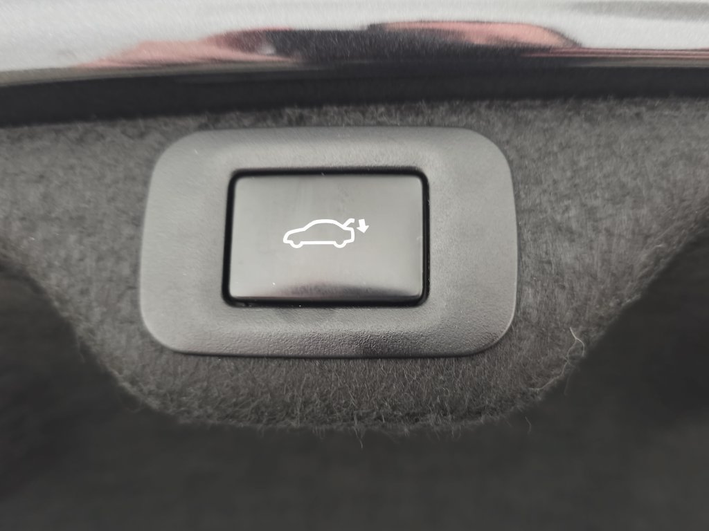 Used 2024 Lexus ES 350 Ultra Luxury w/ Accessory Package (Z2) FWD image 33
