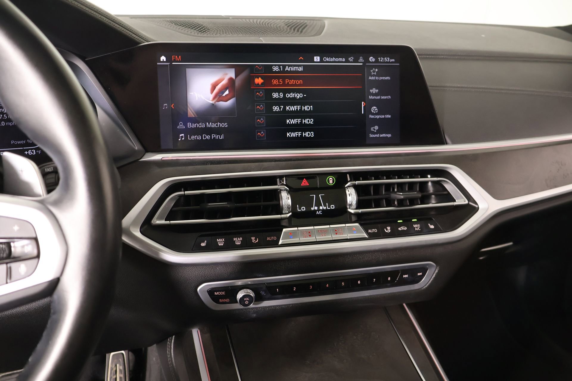 Used 2022 BMW X7 xDrive40i w/ M Sport Package AWD/4WD image 5