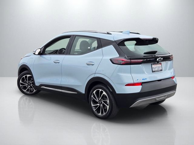 Used 2023 Chevrolet Bolt EUV Premier w/ Sun & Sound Package FWD image 6