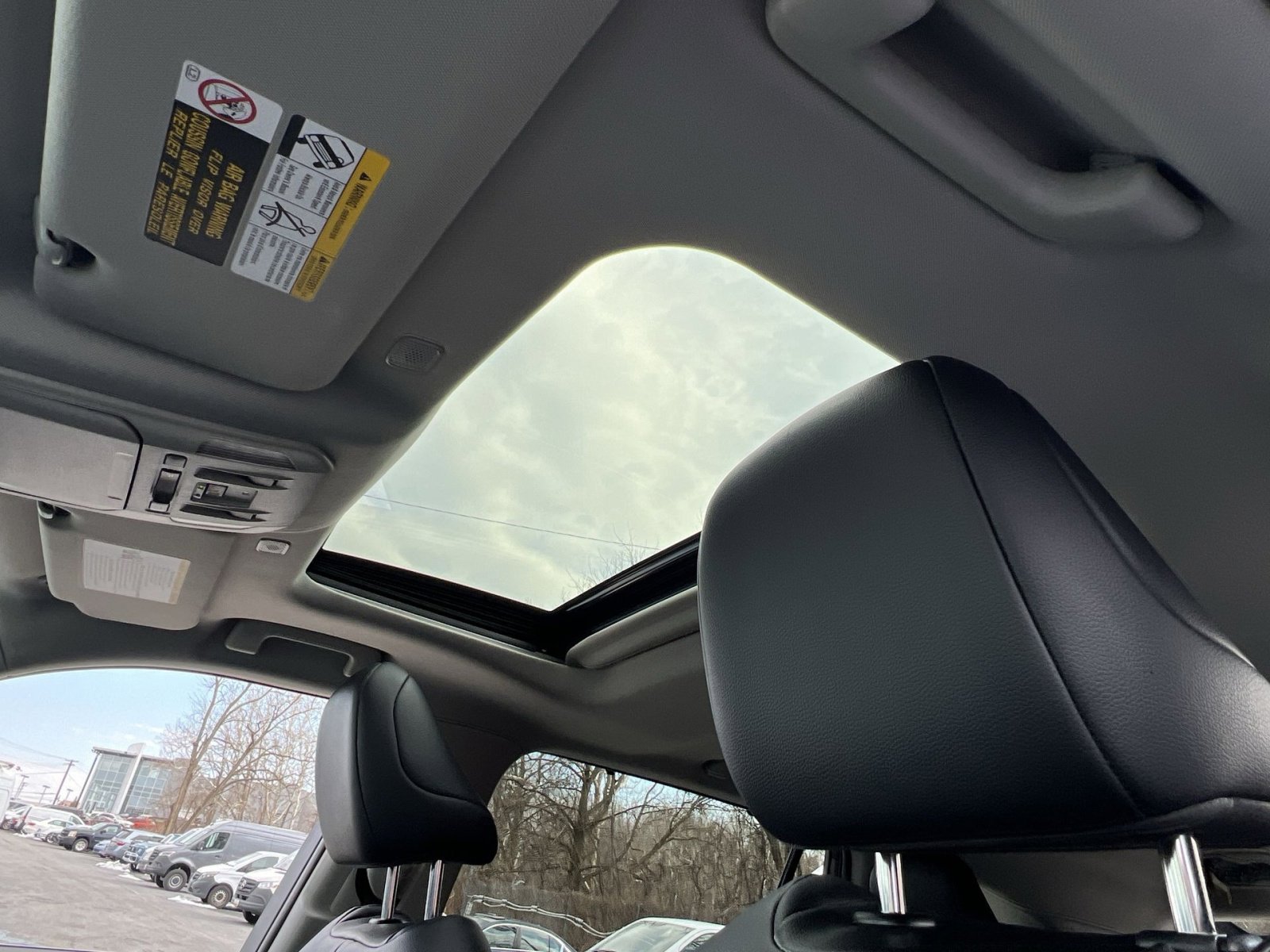 Used 2024 Toyota Highlander XLE image 22