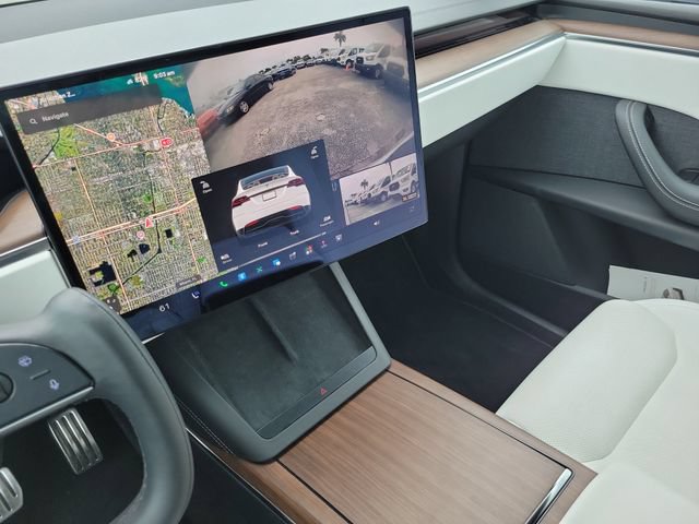 Used 2022 Tesla Model X AWD/4WD image 25