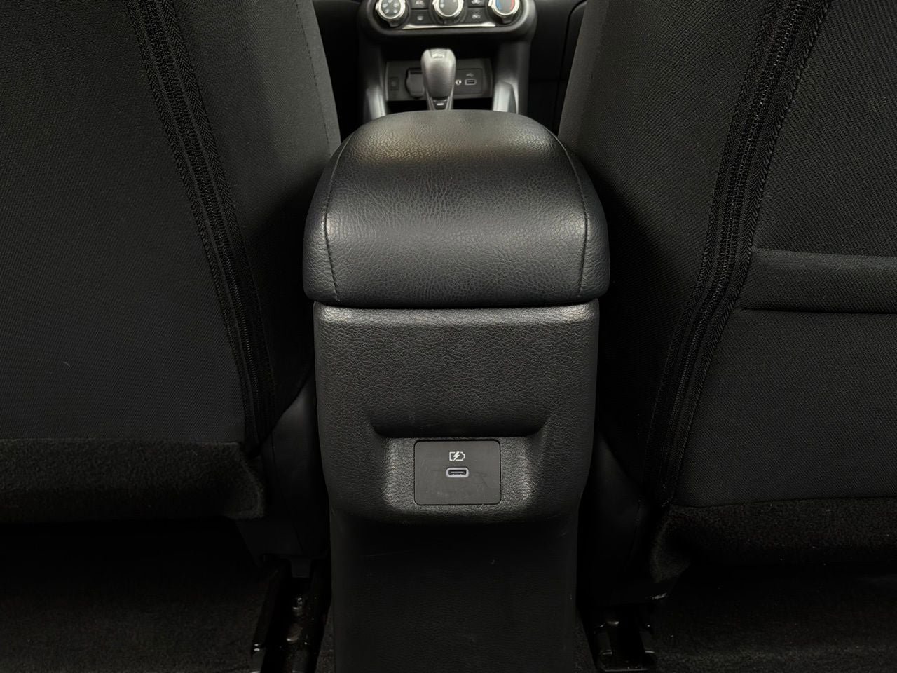 Used 2025 Nissan Versa SV FWD image 12