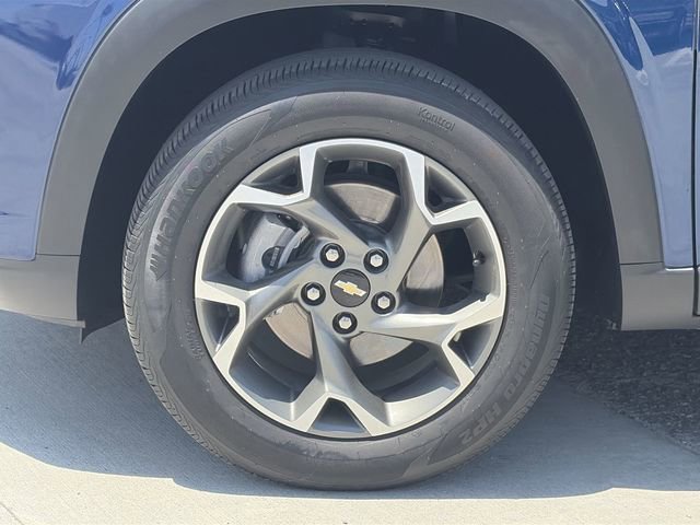 Used 2024 Chevrolet Trax LT w/ Driver Confidence Package FWD image 10