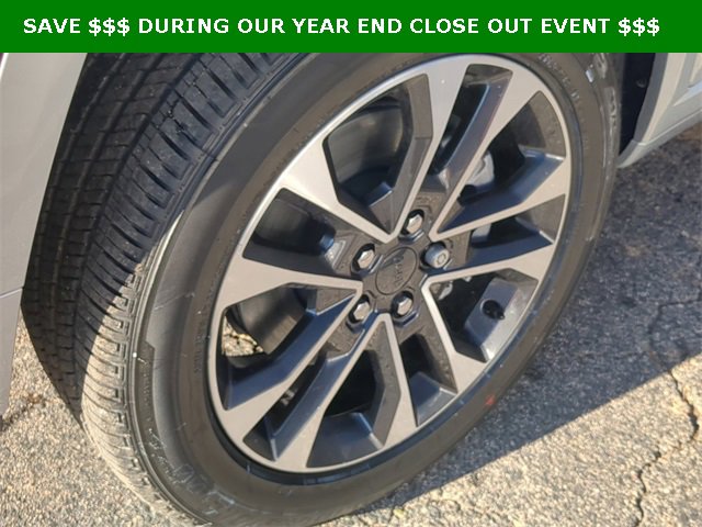 New 2024 Jeep Grand Cherokee Overland w/ Advanced Protech Group III image 14