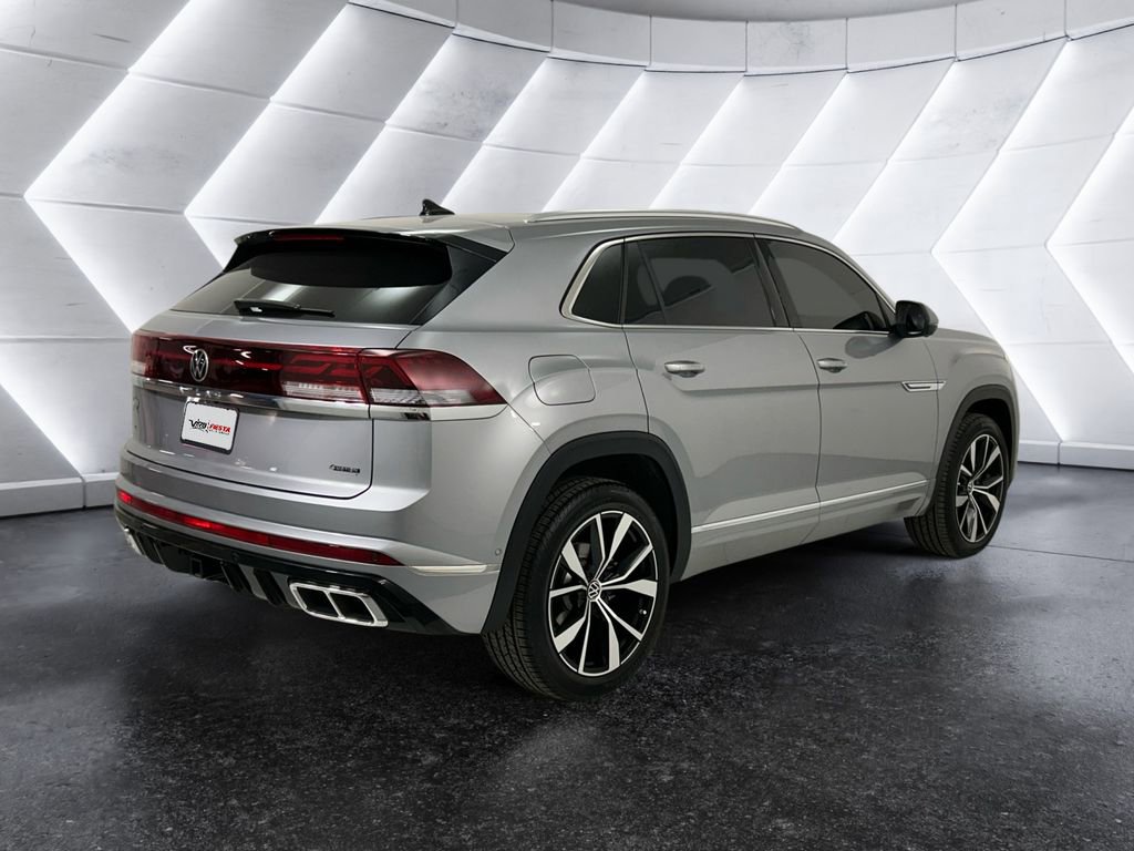 Used 2025 Volkswagen Atlas Cross Sport SEL Premium R-Line image 4