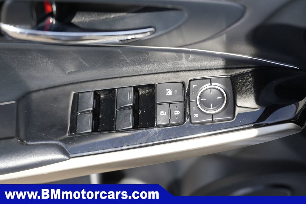 Used 2015 Lexus IS 250 image 23