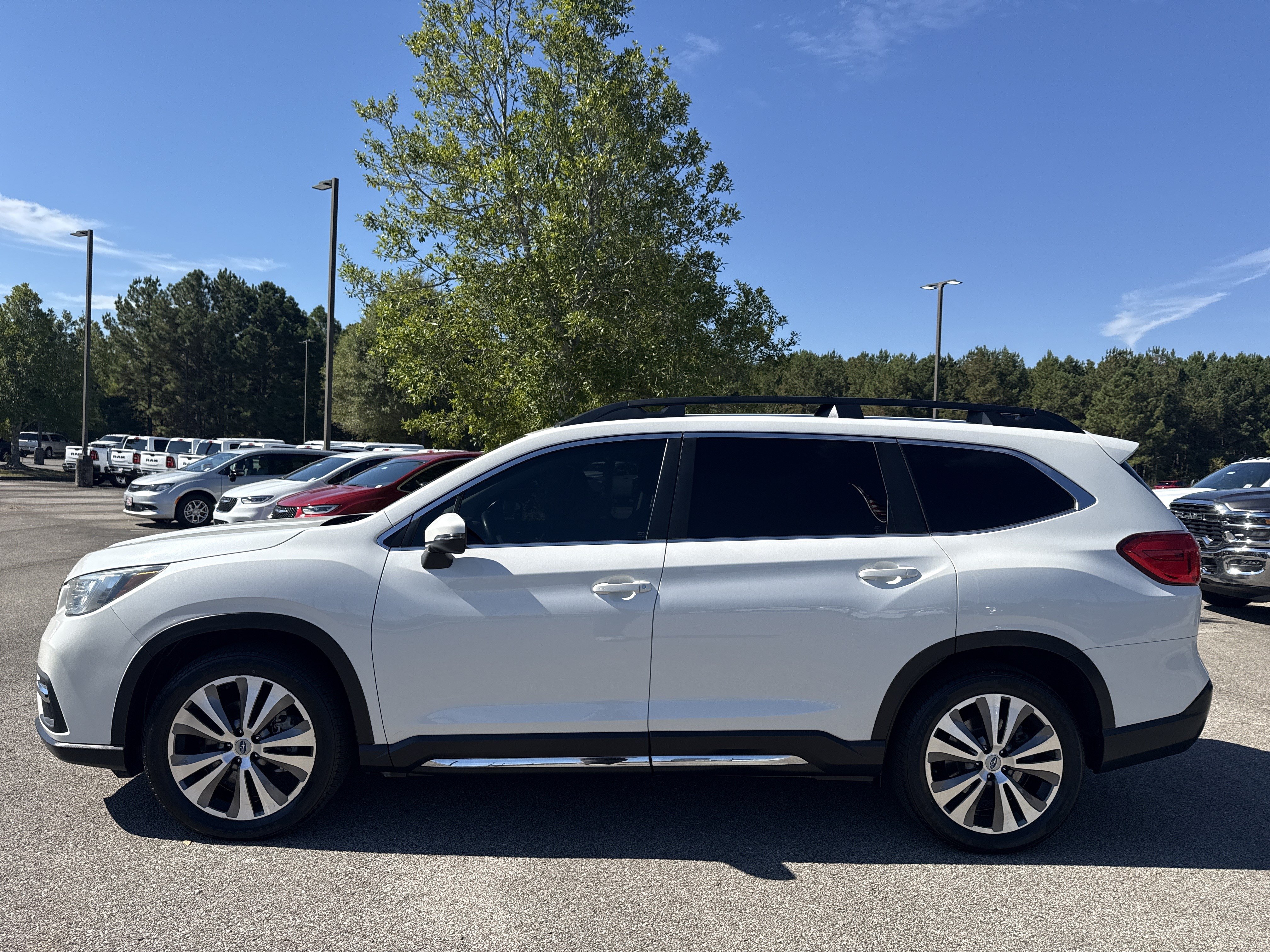 Used 2019 Subaru Ascent Limited AWD/4WD image 4