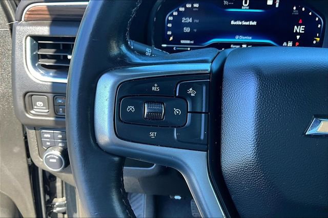 Used 2022 Chevrolet Suburban LT image 11