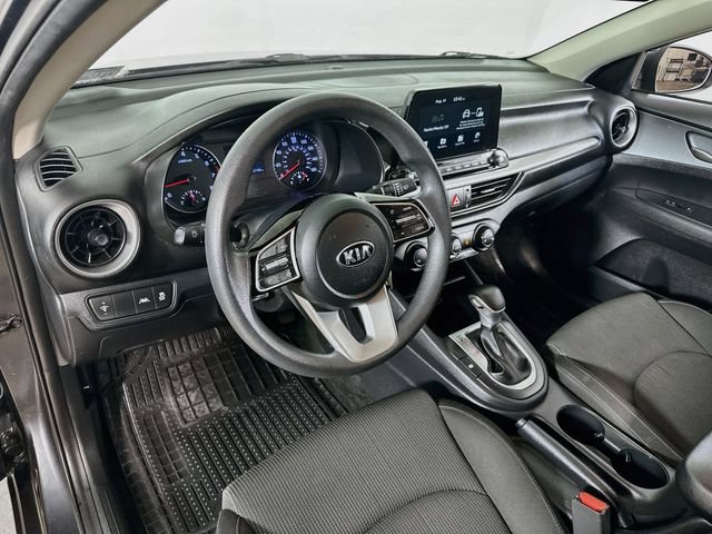 Used 2021 Kia Forte LXS FWD image 17